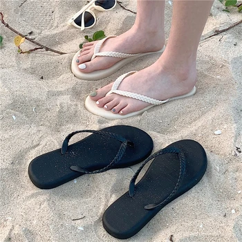 2023 uus naiste mood värviga anti-slip clip jalad armas tüdruku süda beach sussid 4123
